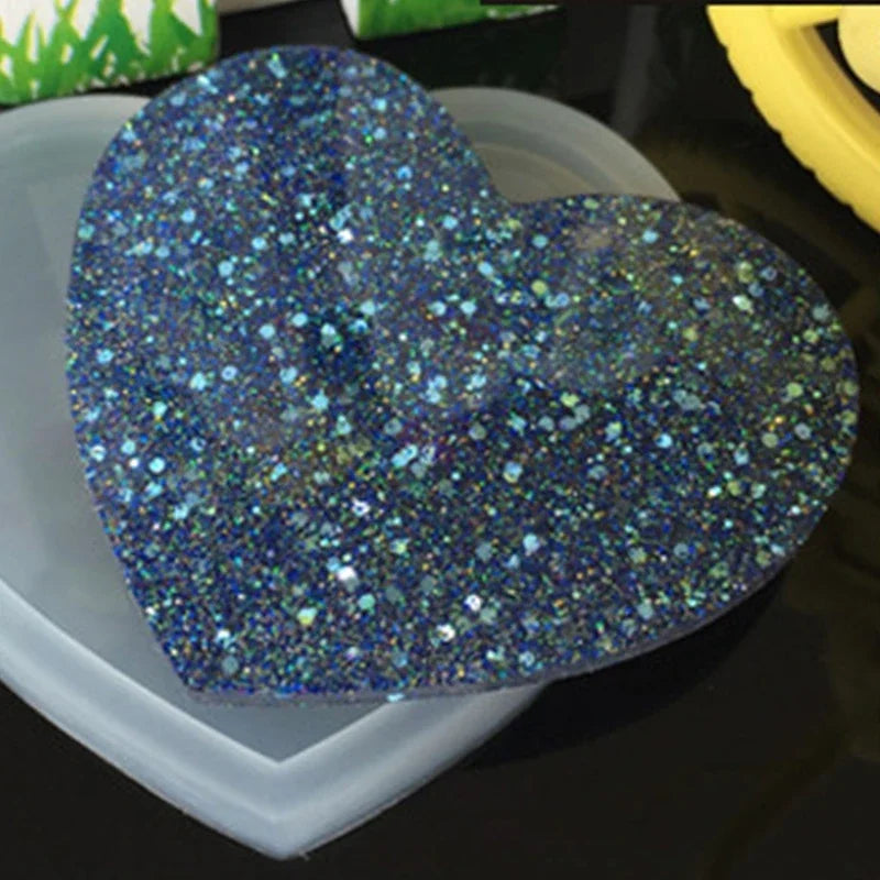 Silicone Heart Pendant Mold DIY Making Jewelry Resin Casting Craft Tool Dried Flower Resin Decorative DIY Hand Crafts