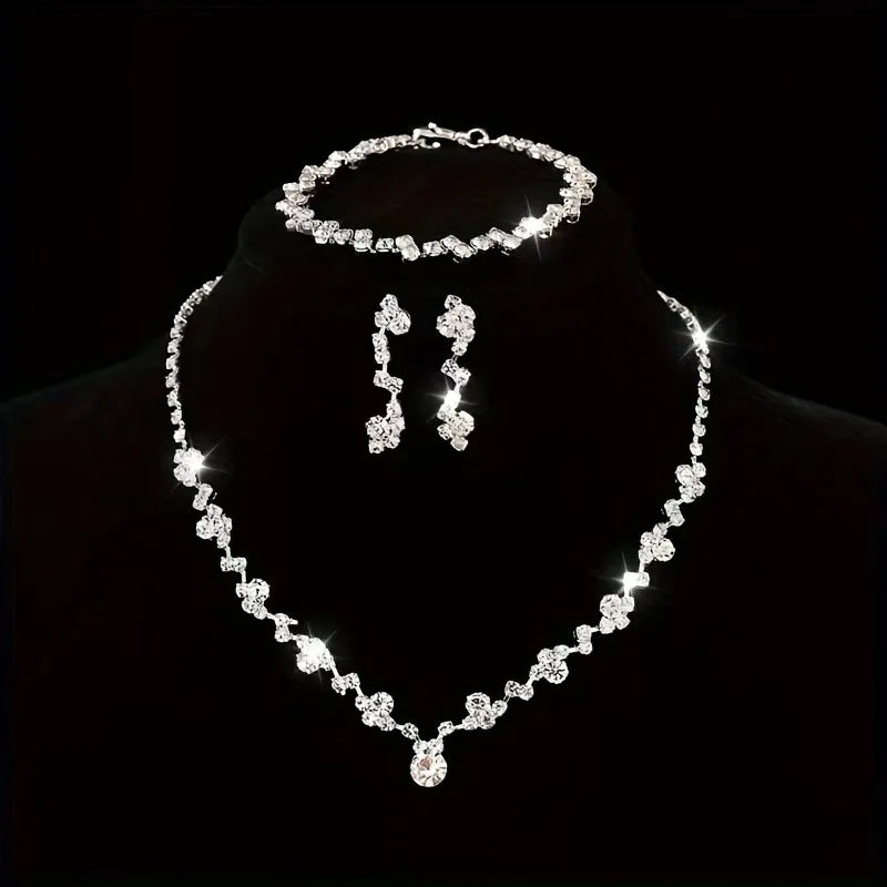 4 Pieces Luxurious Jewelry Set Exquisite Rhinestone Pendant Elegant Women's Crystal Silver Plated Necklace Earrings Bracelet Set