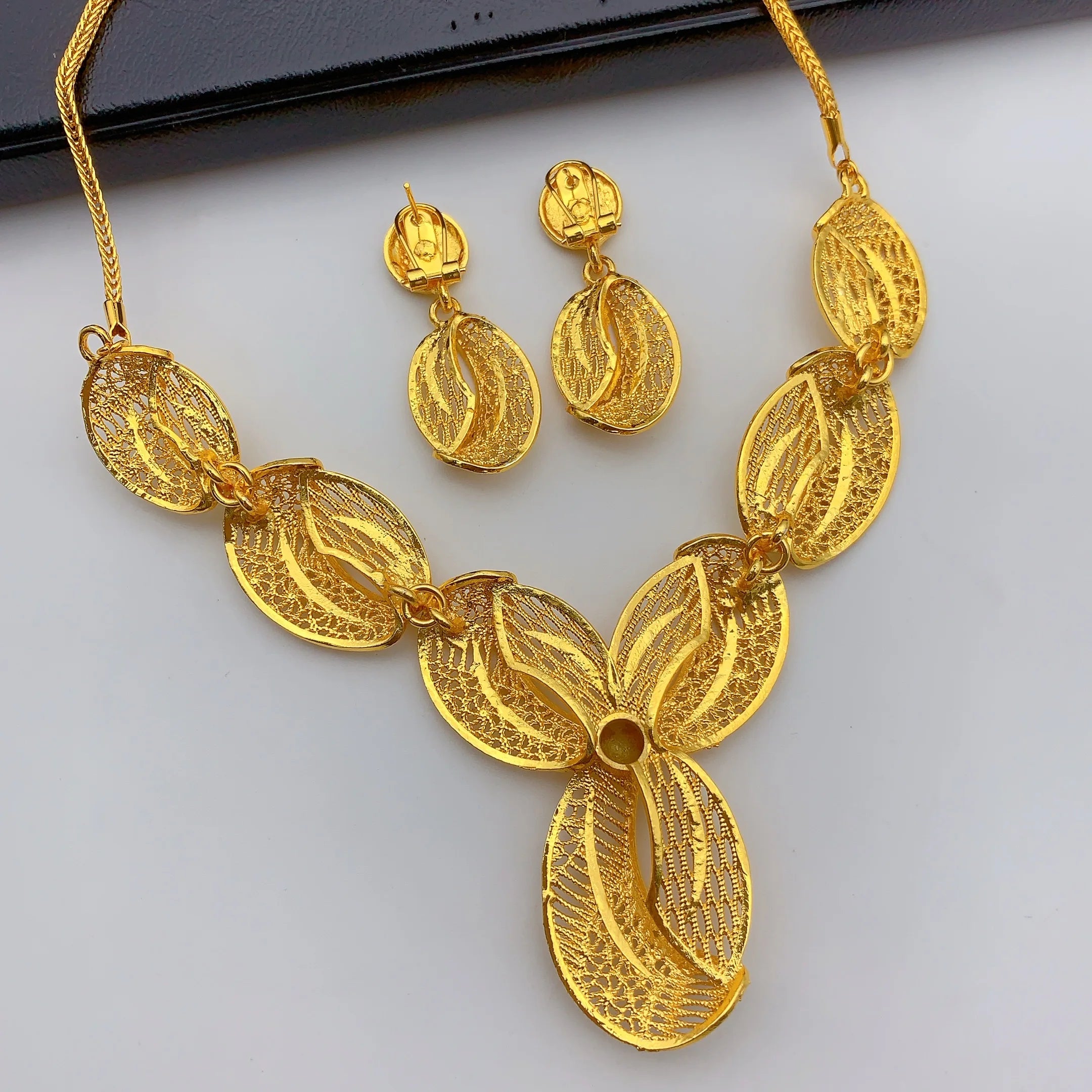 Indian Jewelry Set For Women Dubai African Nigeria Bridal 24K Gold Plated Necklace Earrings Wedding Party Jewellery Gifts